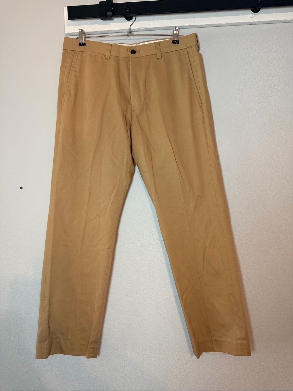 Eddie Bauer Performance Dress Khakis Pants 32x30 Business Casual Wrinkle Free